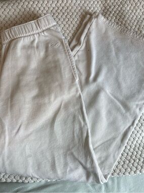 Hollister Cream Ultra High-Rise Sweatpants
